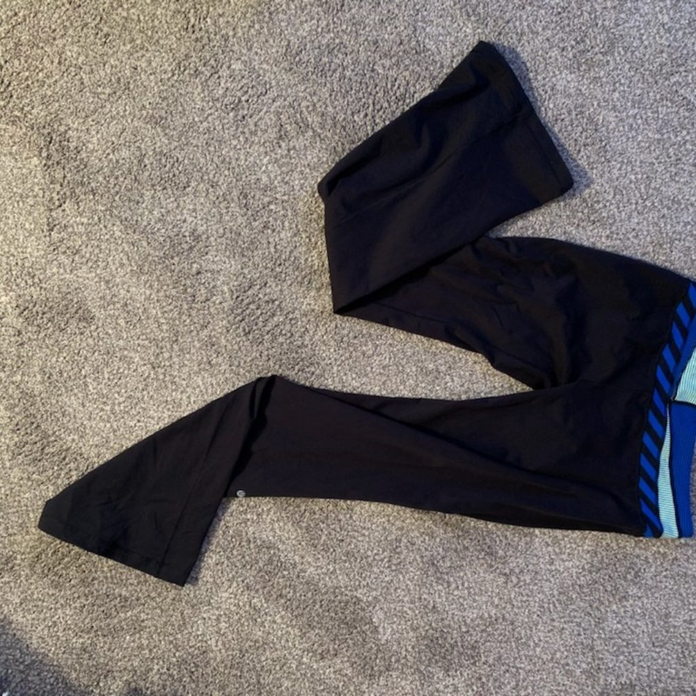 Lululemon Athletic flare pant XL women's
